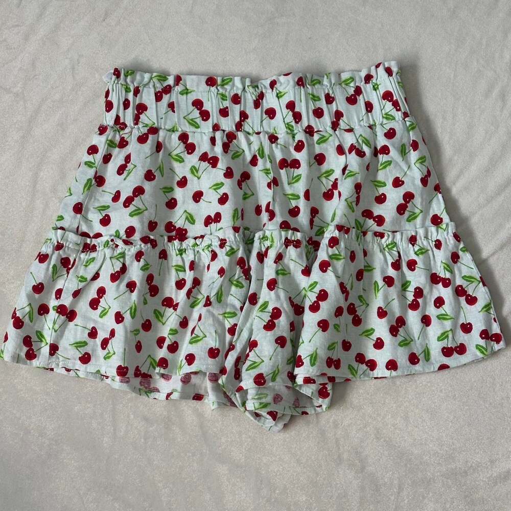 Vanilla Star cherry print shorts ruffle 55% linen natural fibers Size M Coquette